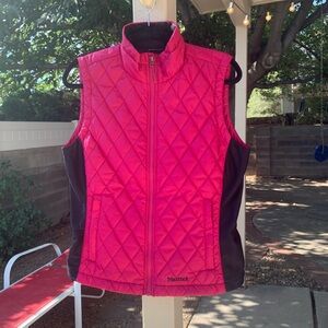 Marmot fuchsia quilted vest size S/P